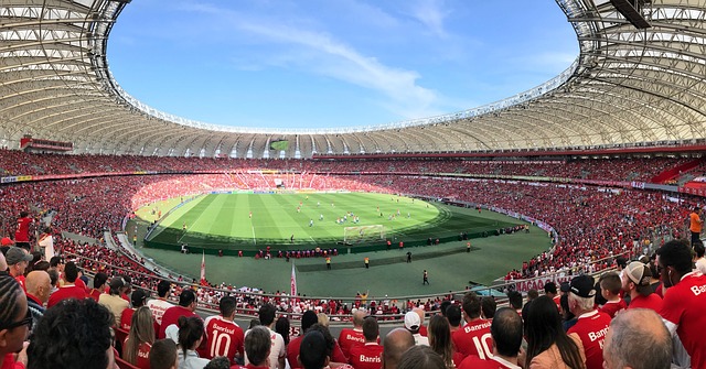 还时常扮演