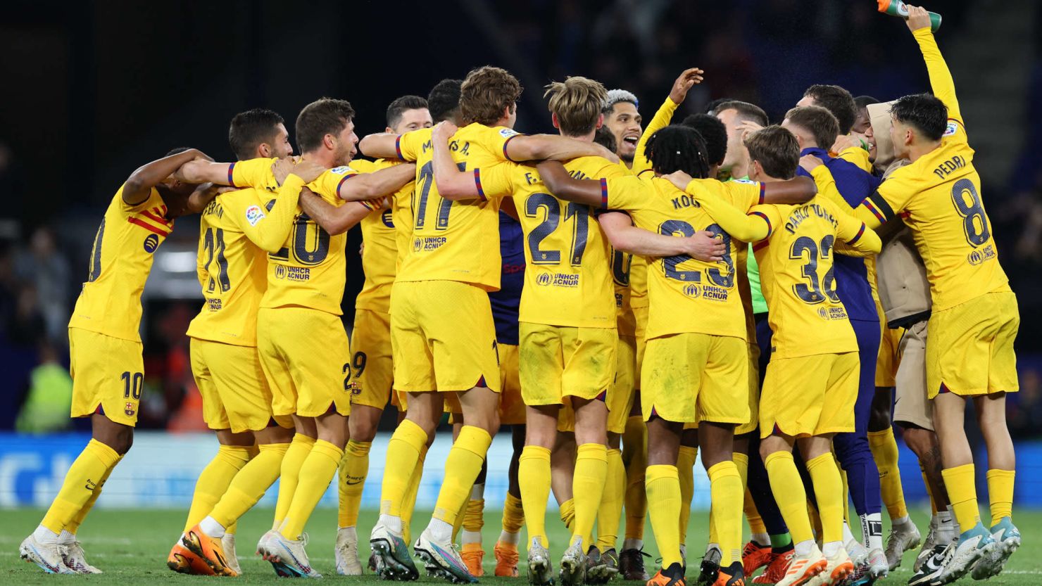 外籍教练执 外籍教练执